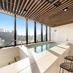 Stylish 1Br Apt With Mountain Views